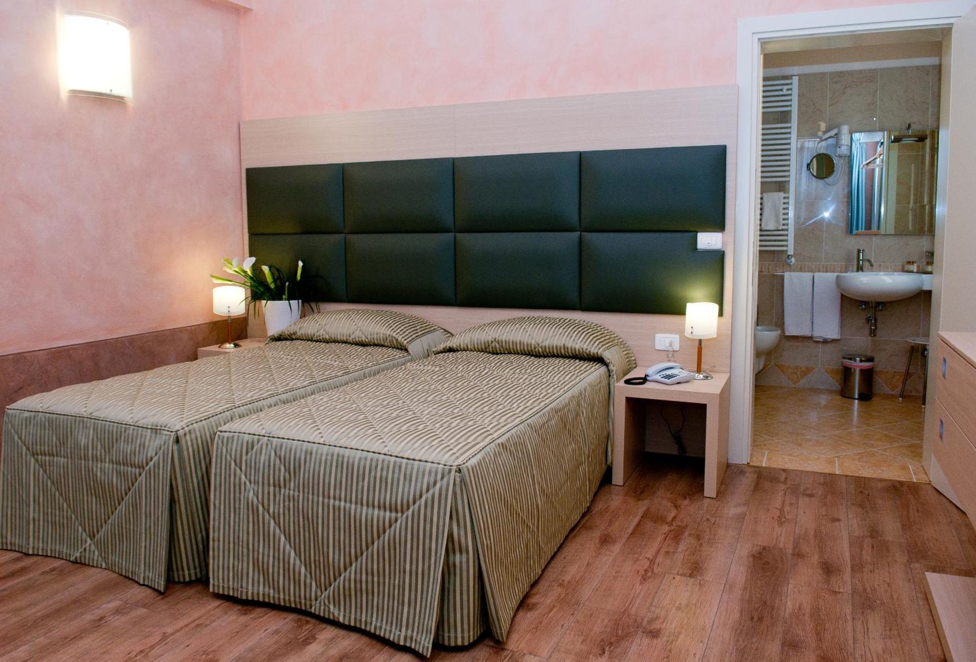 Hotel Villa Maternini Vazzola Phòng bức ảnh