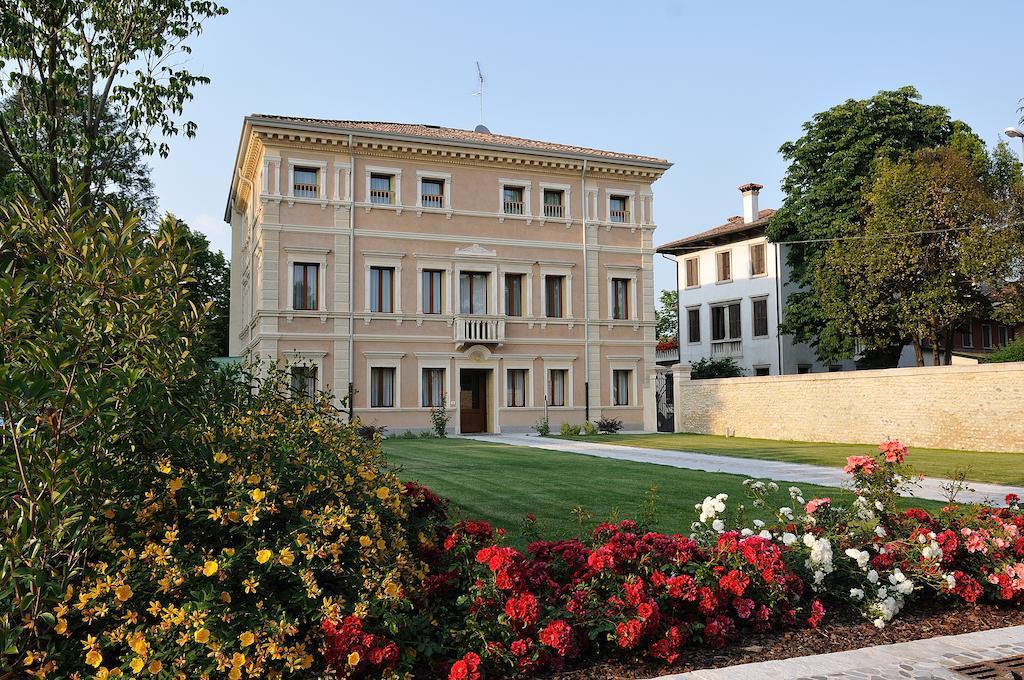 Hotel Villa Maternini Vazzola Ngoại thất bức ảnh