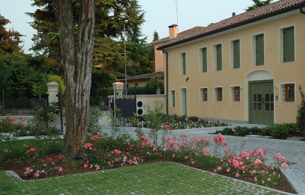 Hotel Villa Maternini Vazzola Ngoại thất bức ảnh